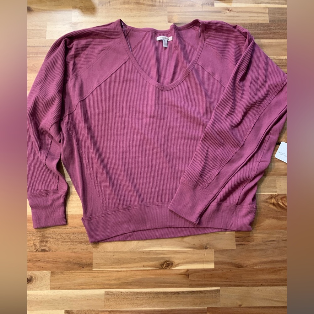 Free People Santa Clara Mulberry Thermal Top| NWT. - Picture 5 of 8
